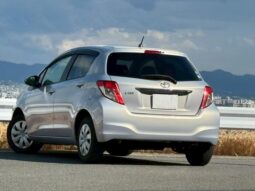 TOYOTA VITZ 2013