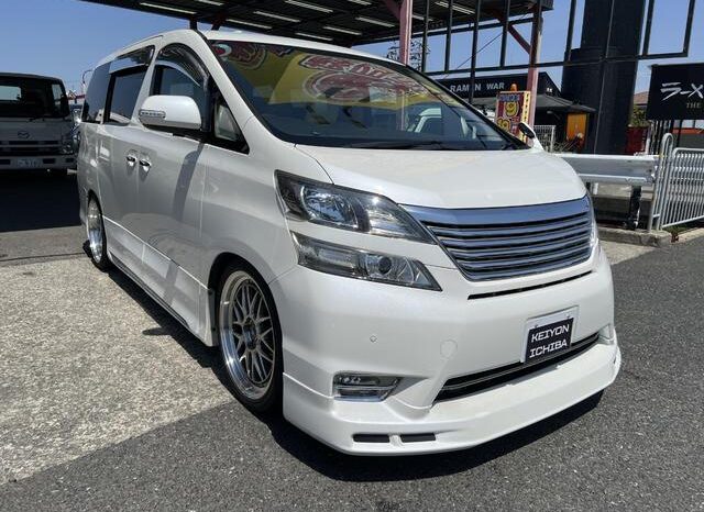 
								TOYOTA VELLFIRE 2008 full									