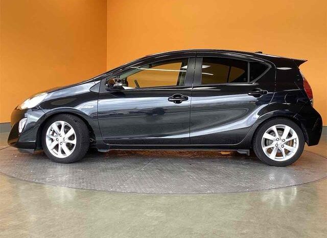 
								TOYOTA AQUA 2016 full									