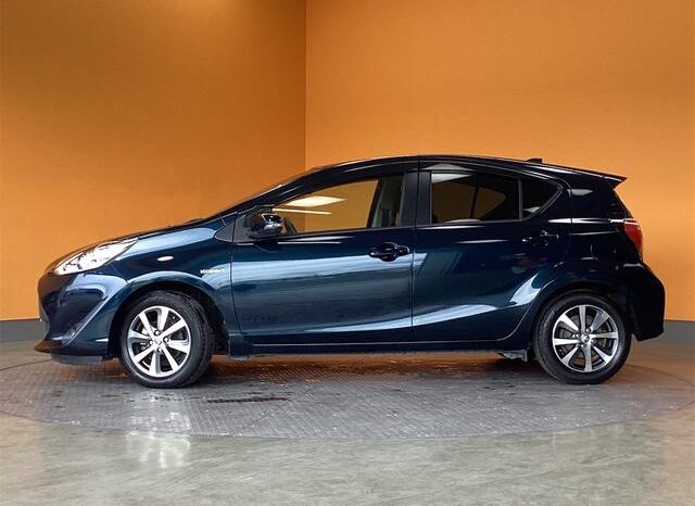 
								TOYOTA AQUA 2017 full									