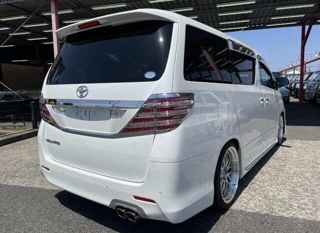 
								TOYOTA VELLFIRE 2008 full									