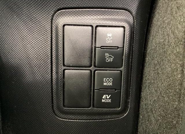 
								TOYOTA AQUA 2018 full									