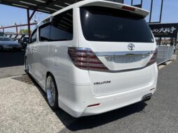 
										TOYOTA VELLFIRE 2008 full									