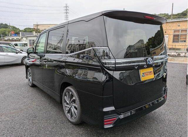 
								TOYOTA VOXY 2025 full									