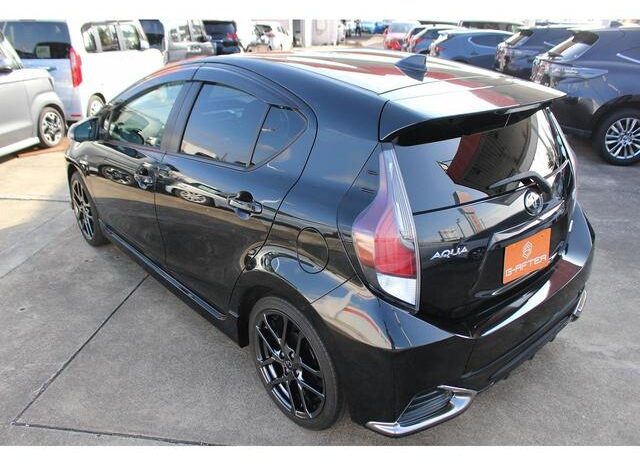 
								TOYOTA AQUA 2018 full									