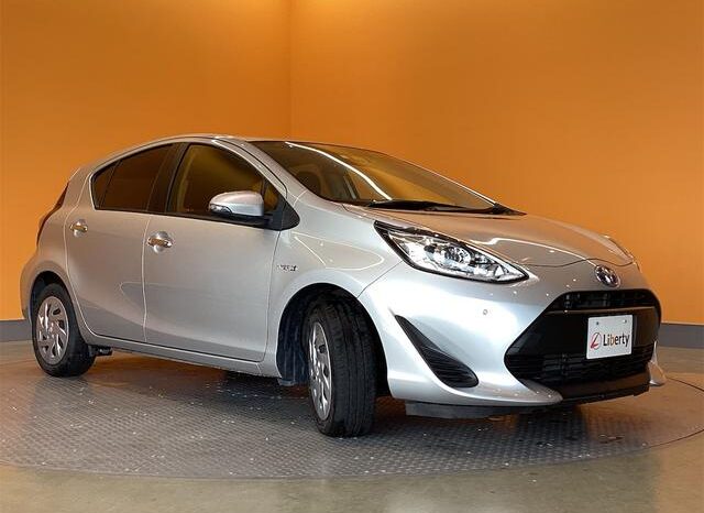 
								TOYOTA AQUA 2018 full									