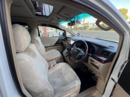 
										TOYOTA VELLFIRE 2008 full									