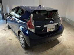 
										TOYOTA AQUA 2017 full									