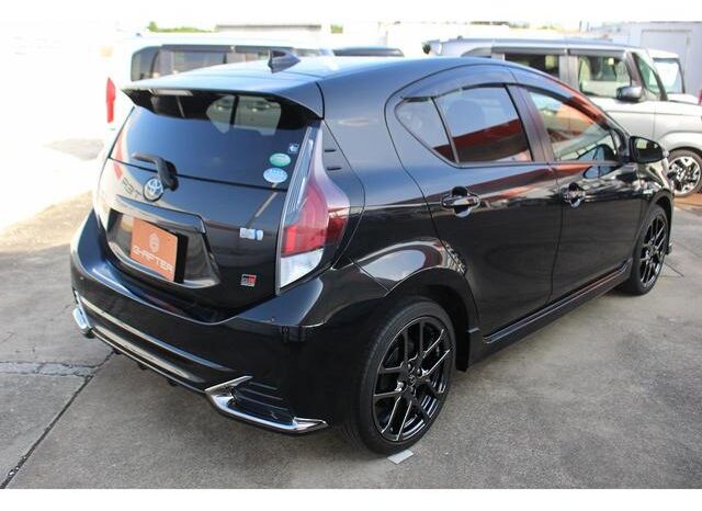 
								TOYOTA AQUA 2018 full									