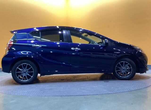 
								TOYOTA AQUA 2018 full									