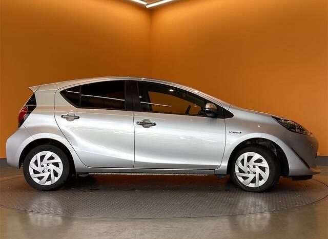 
								TOYOTA AQUA 2018 full									