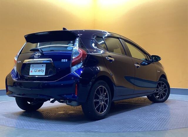 
								TOYOTA AQUA 2018 full									