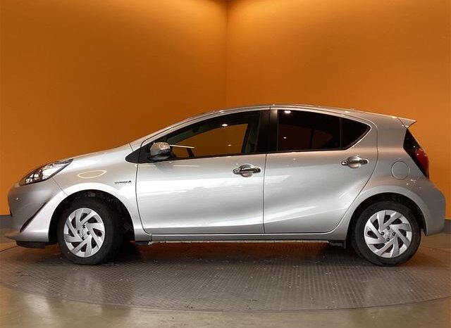 
								TOYOTA AQUA 2018 full									