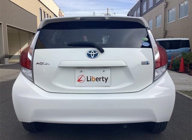 
								TOYOTA AQUA 2016 full									