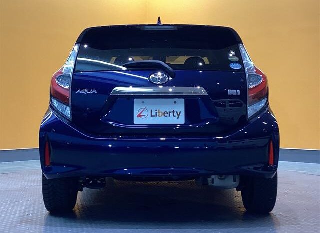 
								TOYOTA AQUA 2018 full									