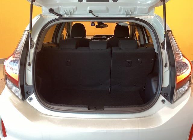 
								TOYOTA AQUA 2018 full									