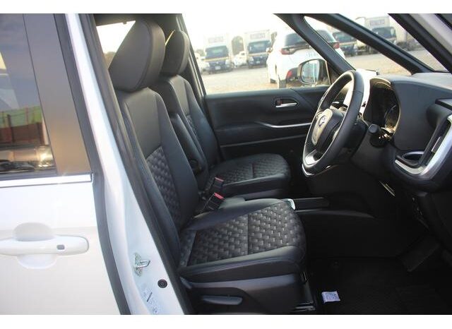 
								TOYOTA VOXY 2025 full									