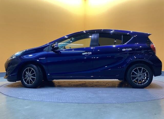 
								TOYOTA AQUA 2018 full									