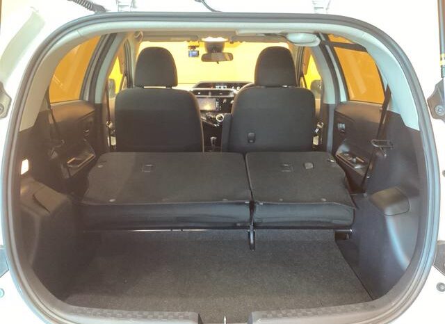 
								TOYOTA AQUA 2018 full									