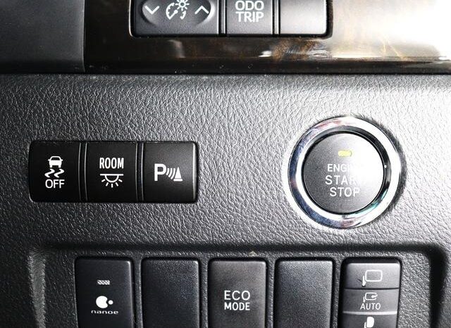 
								TOYOTA VELLFIRE 2013 full									