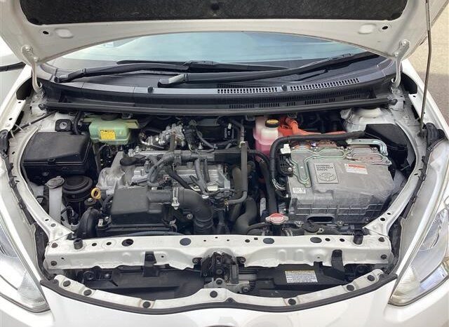 
								TOYOTA AQUA 2016 full									