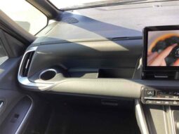 
										TOYOTA VOXY 2025 full									