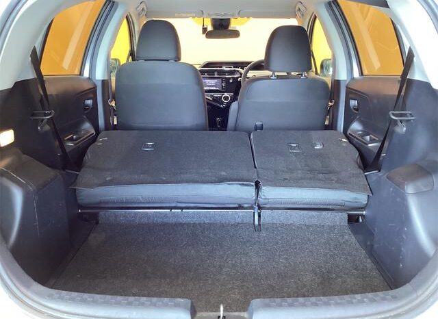 
								TOYOTA AQUA 2018 full									