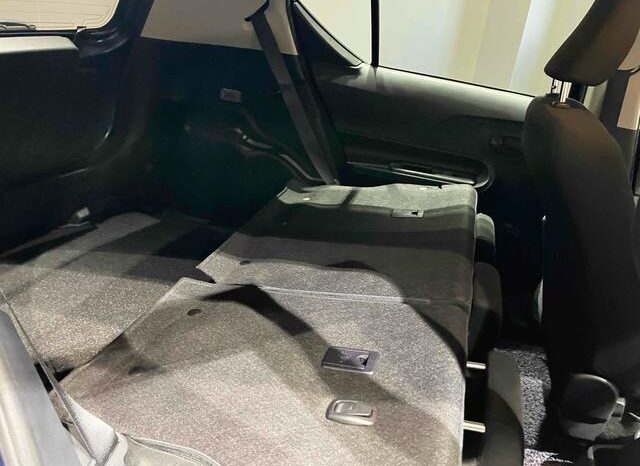 
								TOYOTA AQUA 2017 full									