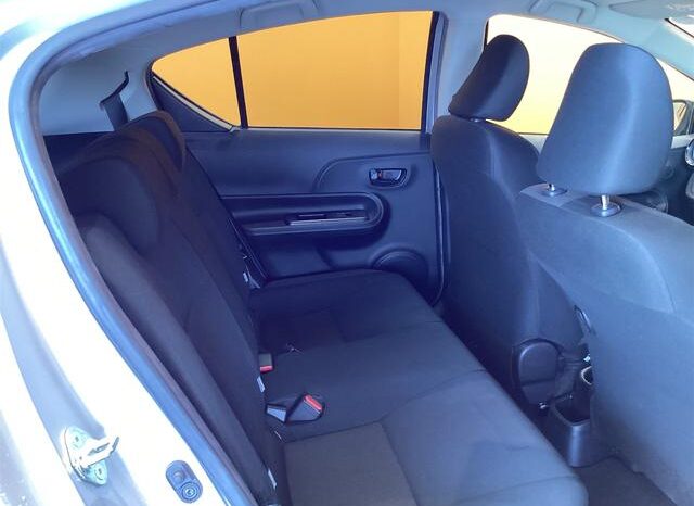 
								TOYOTA AQUA 2018 full									