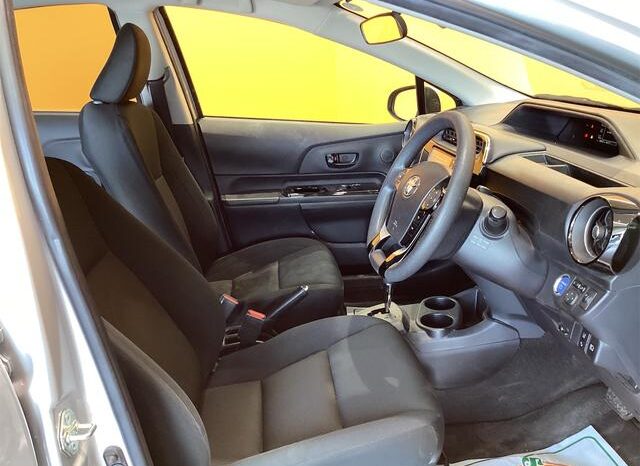 
								TOYOTA AQUA 2018 full									