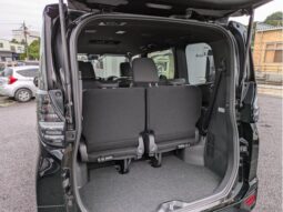 
										TOYOTA VOXY 2025 full									