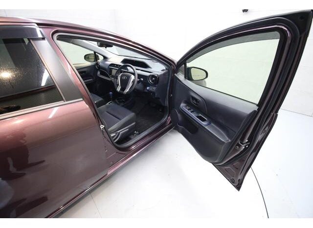 
								TOYOTA C-HR 2019 full									