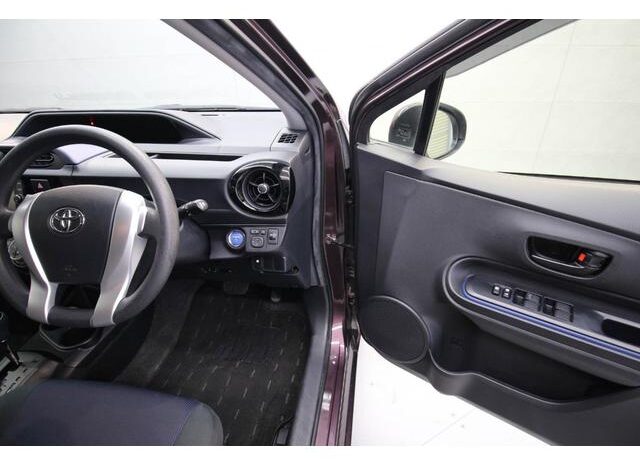 
								TOYOTA C-HR 2019 full									