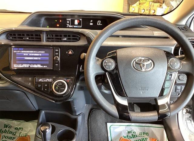 
								TOYOTA AQUA 2018 full									