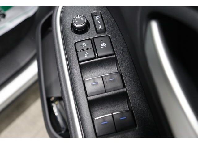 
								TOYOTA VOXY 2025 full									