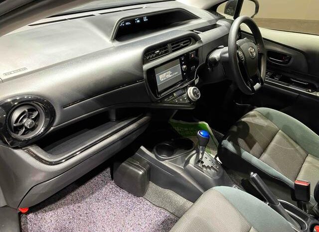 
								TOYOTA AQUA 2017 full									