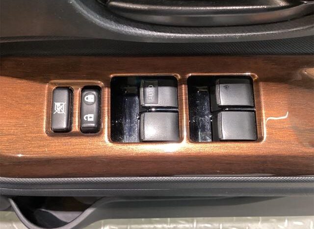 
								TOYOTA AQUA 2018 full									