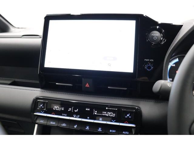 
								TOYOTA VOXY 2025 full									