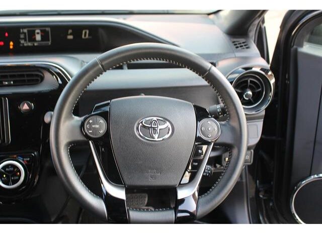 
								TOYOTA AQUA 2018 full									