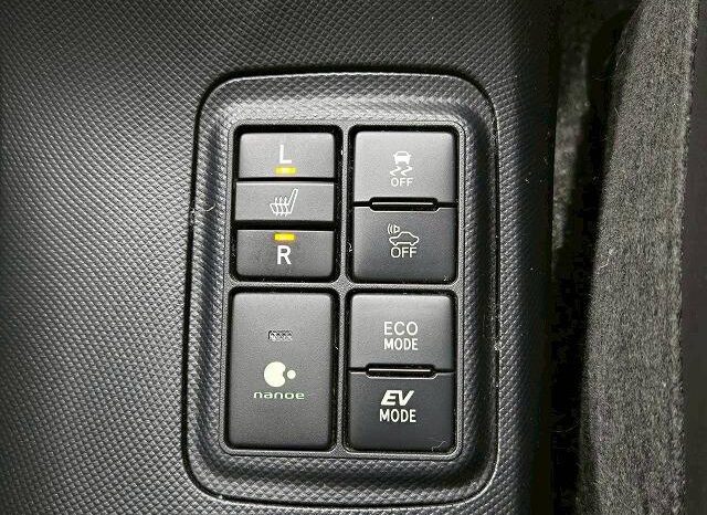 
								TOYOTA AQUA 2018 full									