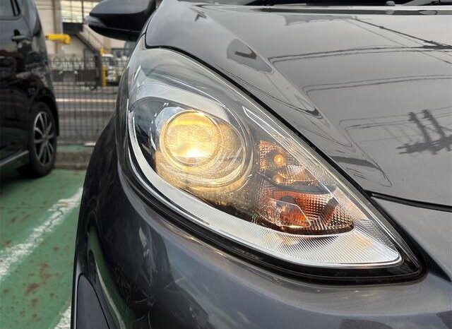 
								TOYOTA AQUA 2017 full									