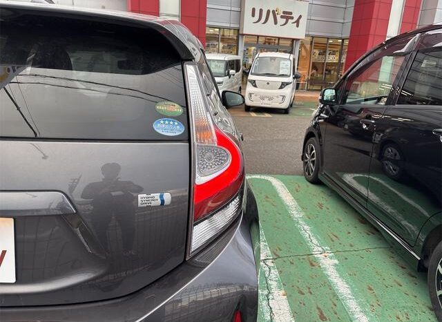 
								TOYOTA AQUA 2017 full									