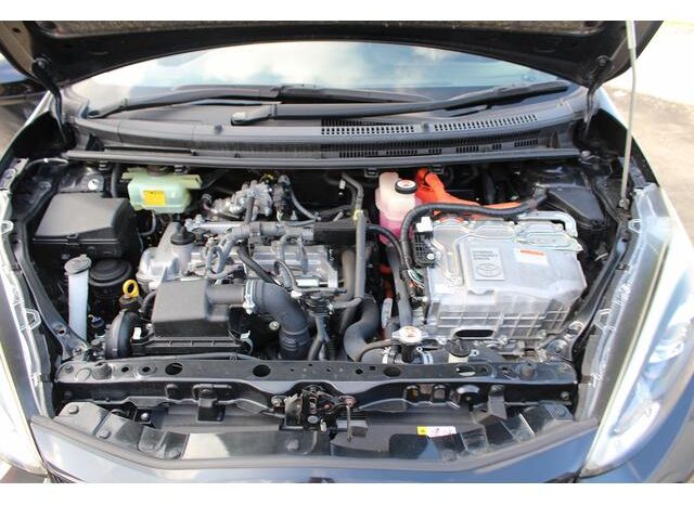 
								TOYOTA AQUA 2018 full									