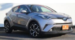 TOYOTA C-HR 2017