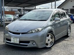 TOYOTA WISH 2009