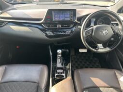 
										TOYOTA C-HR 2017 full									