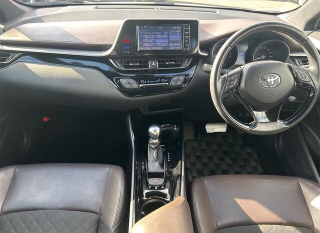 
								TOYOTA C-HR 2017 full									