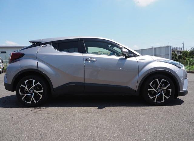 
								TOYOTA C-HR 2018 full									
