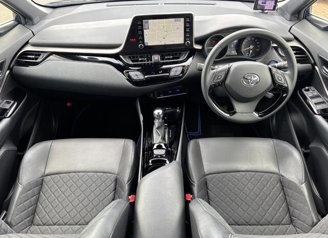 
								TOYOTA C-HR 2021 full									