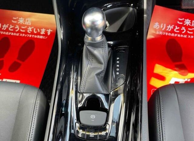 
								TOYOTA C-HR 2022 full									